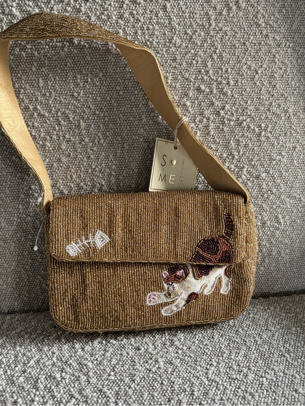 Beaded Cat Motif Shoulder Bag in Gold